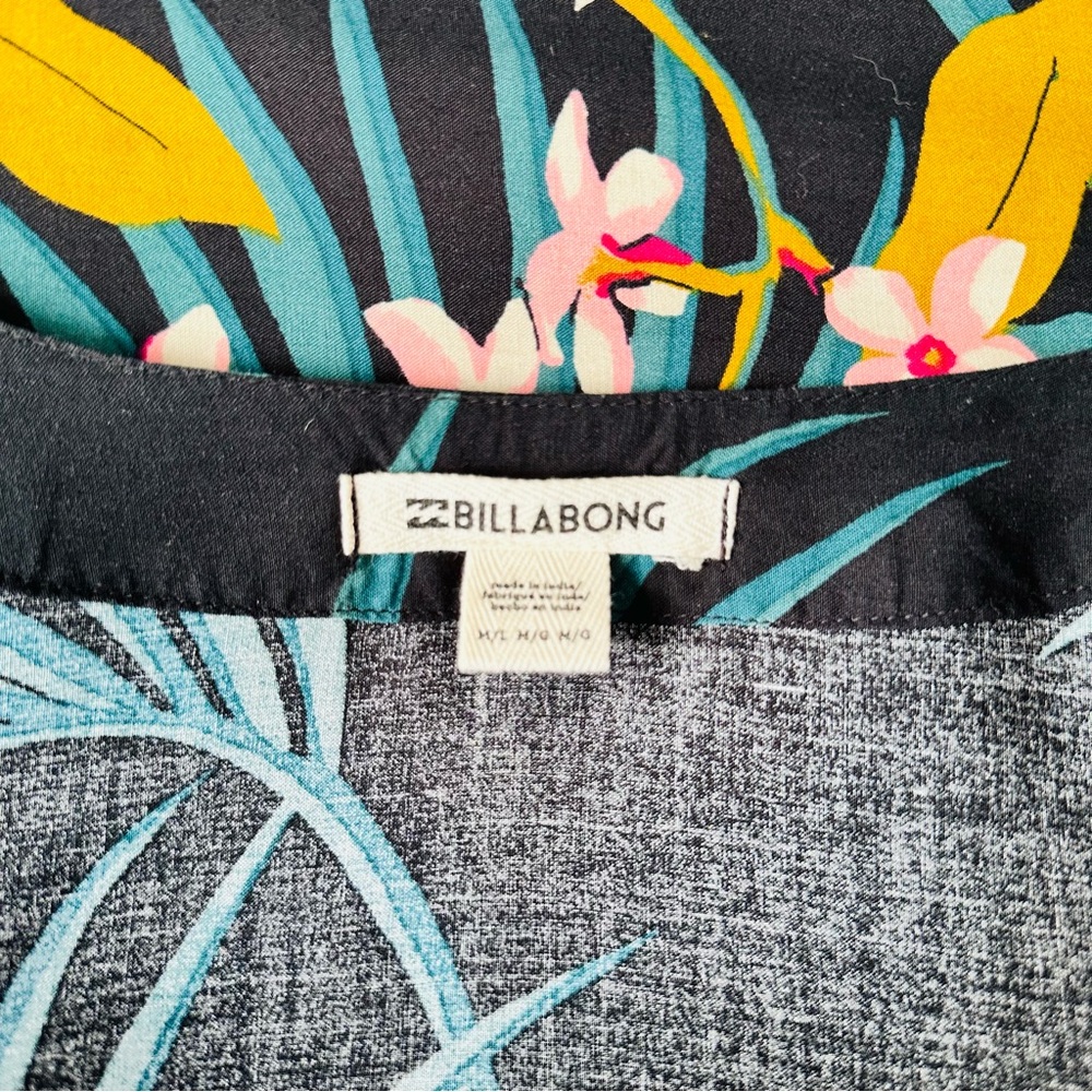 Billabong Tropical Floral Kimono - Picture 2 of 6